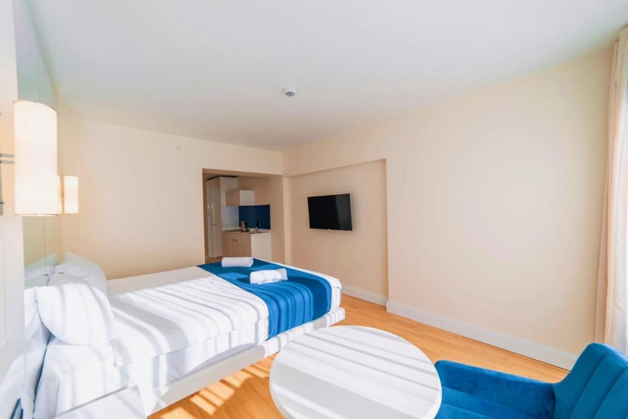 Batumi Beach Side & Sea View Aparthotel Exteriér fotografie